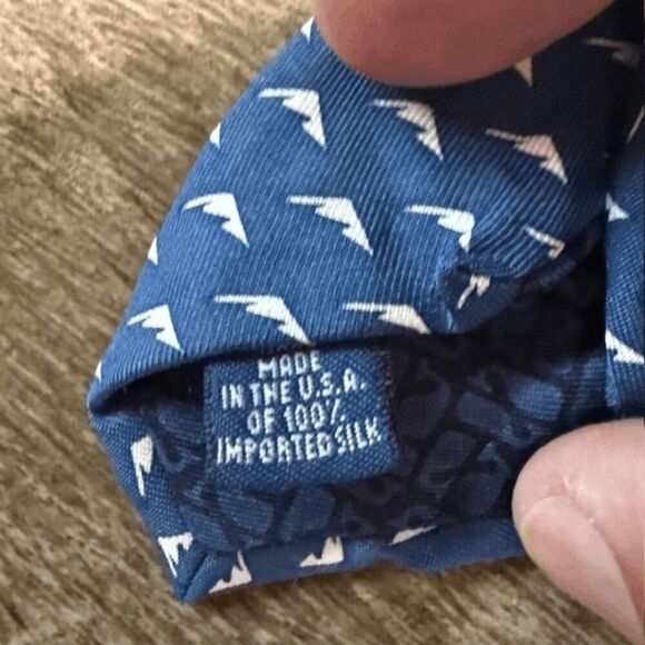 Vineyard Vines Custom Collection Men's USA‎ Geometric Print Silk Neck Tie Blue - Picture 6 of 6